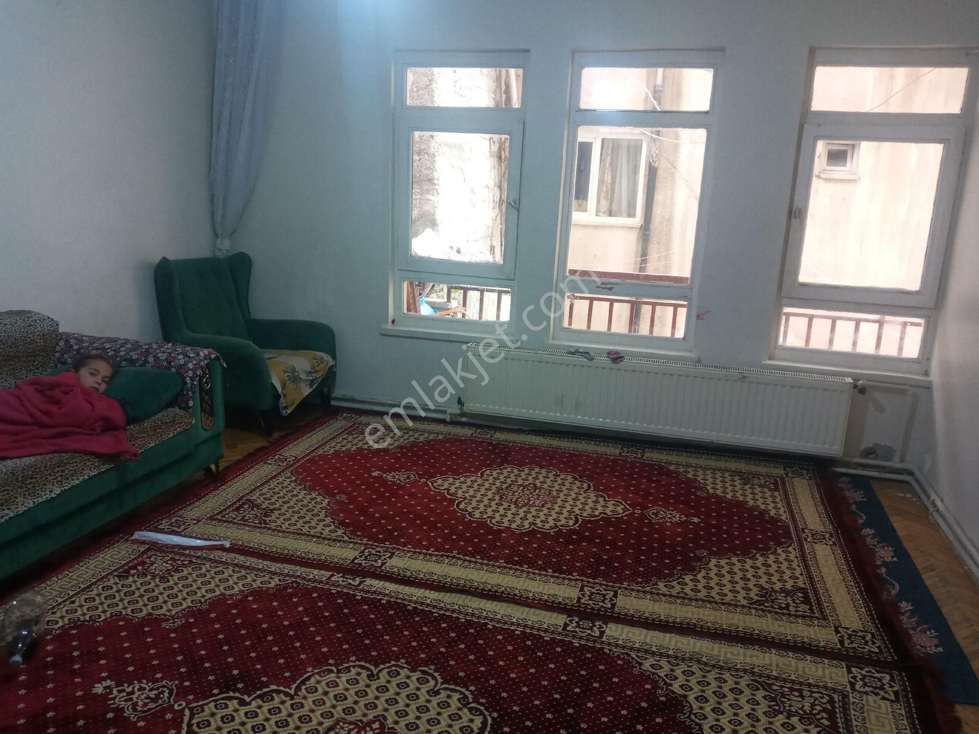 Yenimahalle Ergenekon Satılık Daire  ÇOK ACİLLL FİYAT DÜŞTÜ 2+1 SATILIK DAİRE