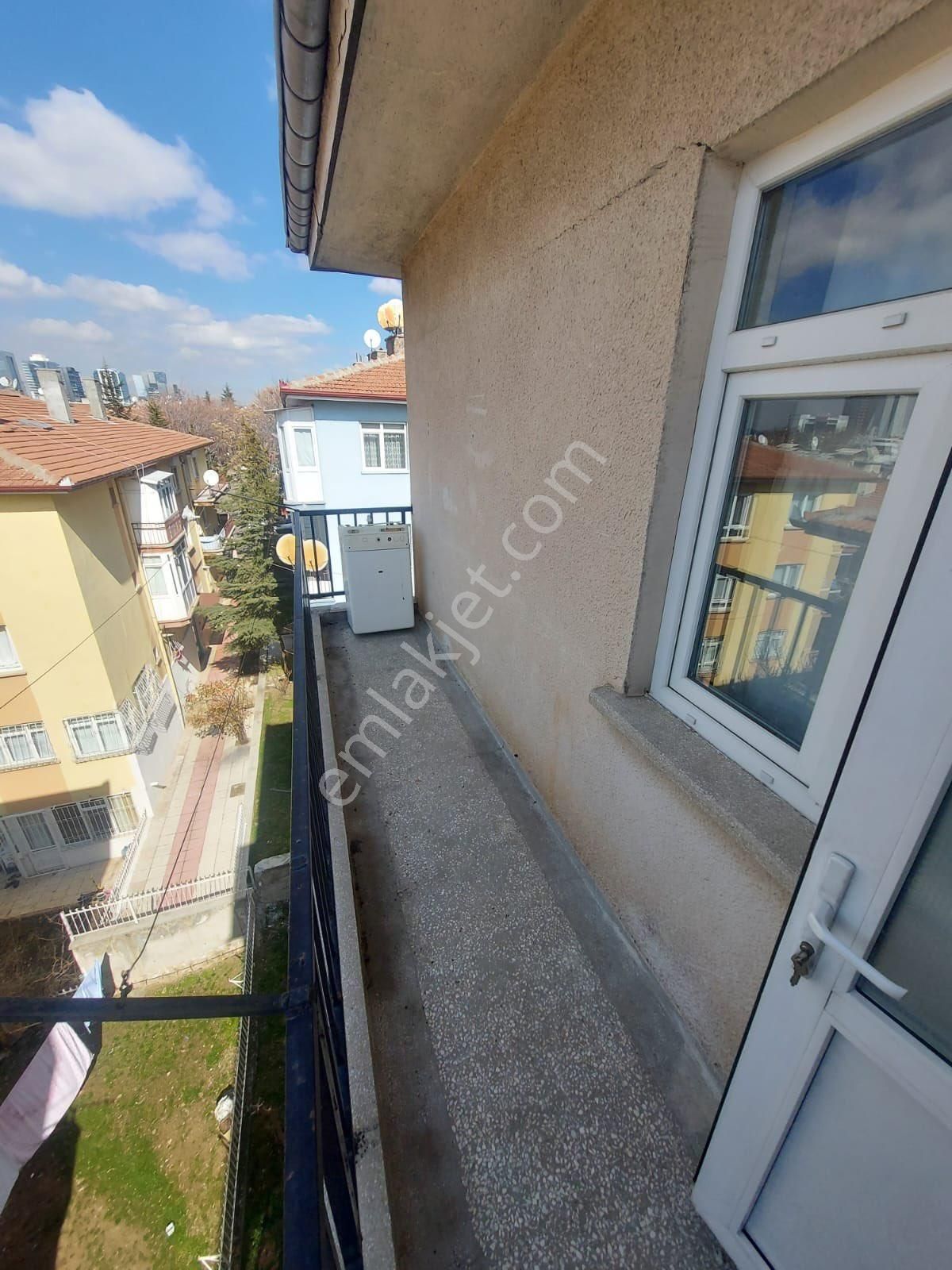 Çankaya Oğuzlar Kiralık Daire  ANKARA ÇANKAYA OĞUZLAR MAHALLESİNDE EŞYALI EŞYASIZ EKSİKSİZ DAİRE 3+1