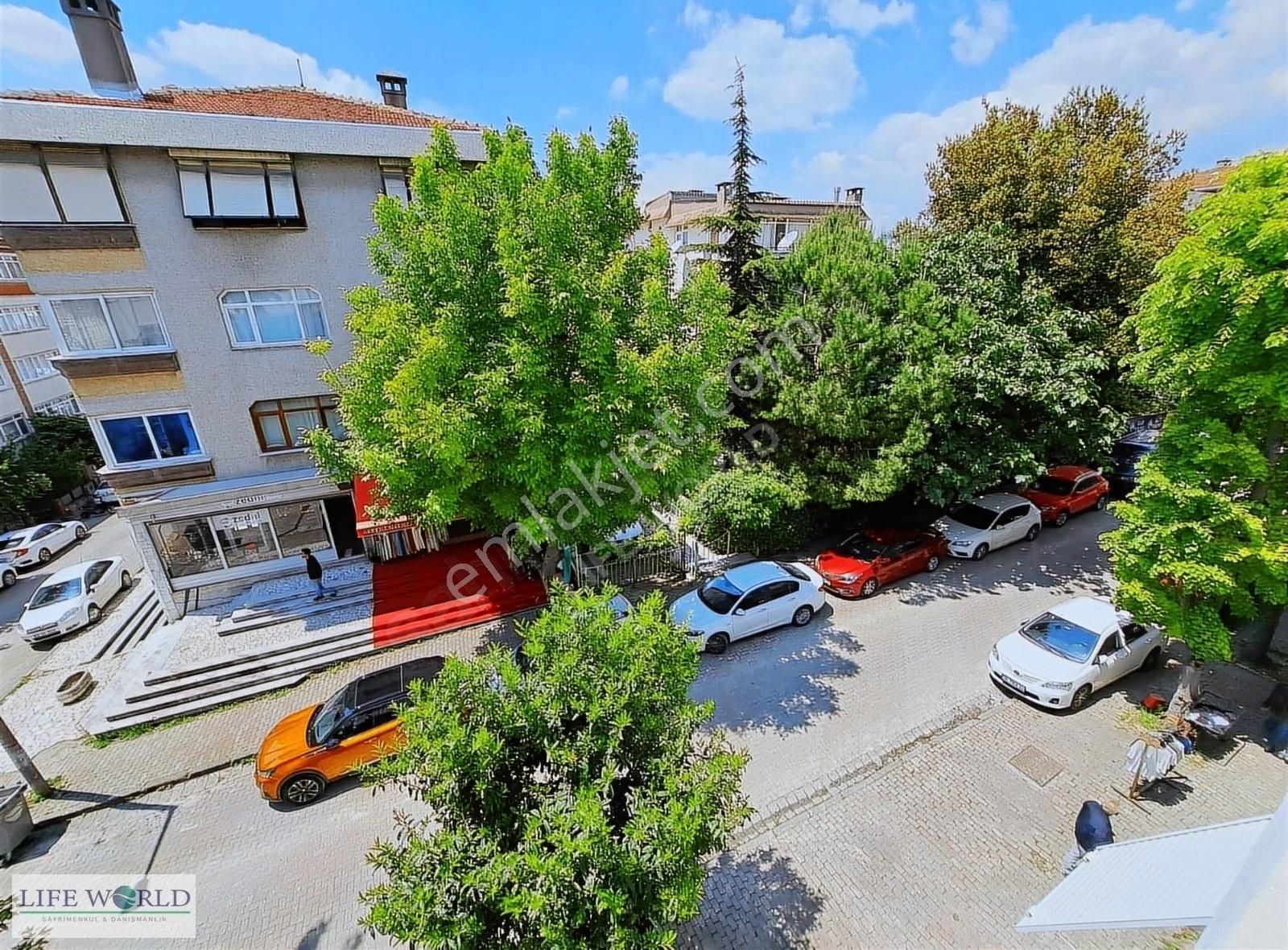 Güngören Abdurrahman Nafiz Gürman Kiralık Daire MERTER, SIRPSINDIĞI SOKAKTA BÜYÜK, TEMİZ KİRALIK 3+1 DAİRE..