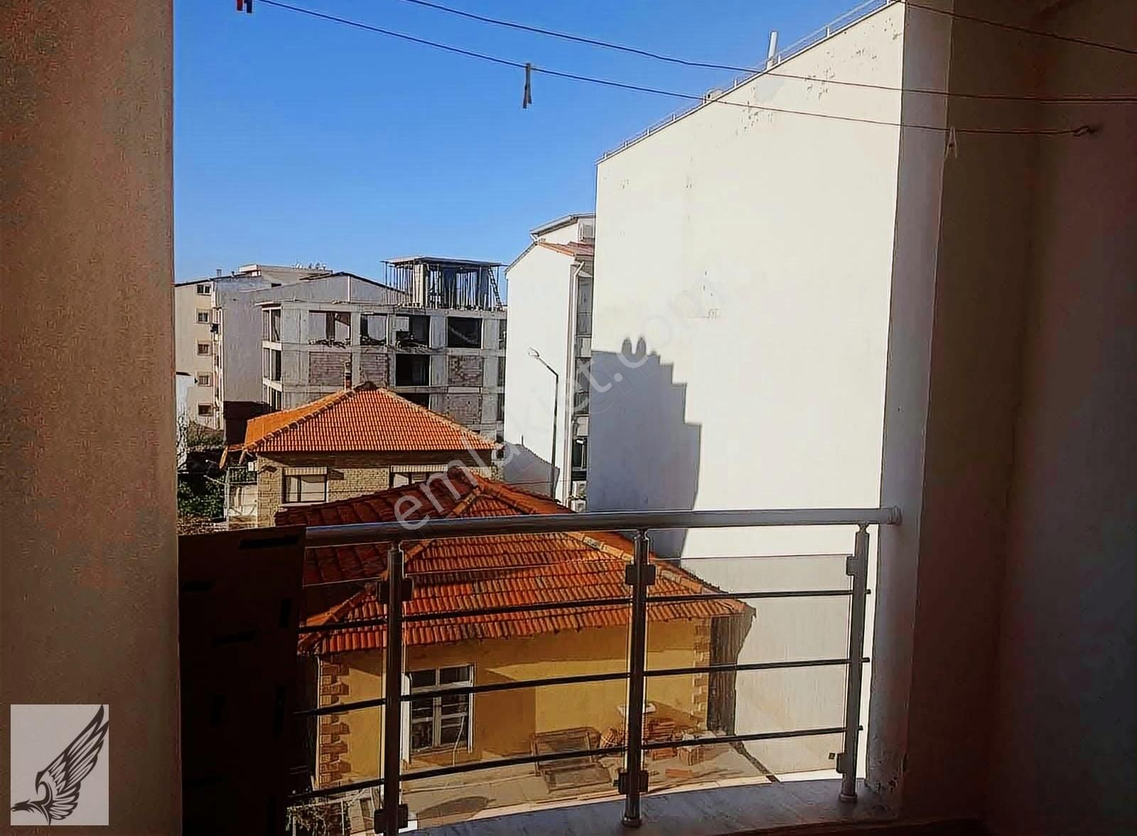 Seferihisar Turabiye Satılık Daire ÇİFT CEPHE ÇİFT BALKON 120M2 3+1 GENİŞ FERAH DAİRE