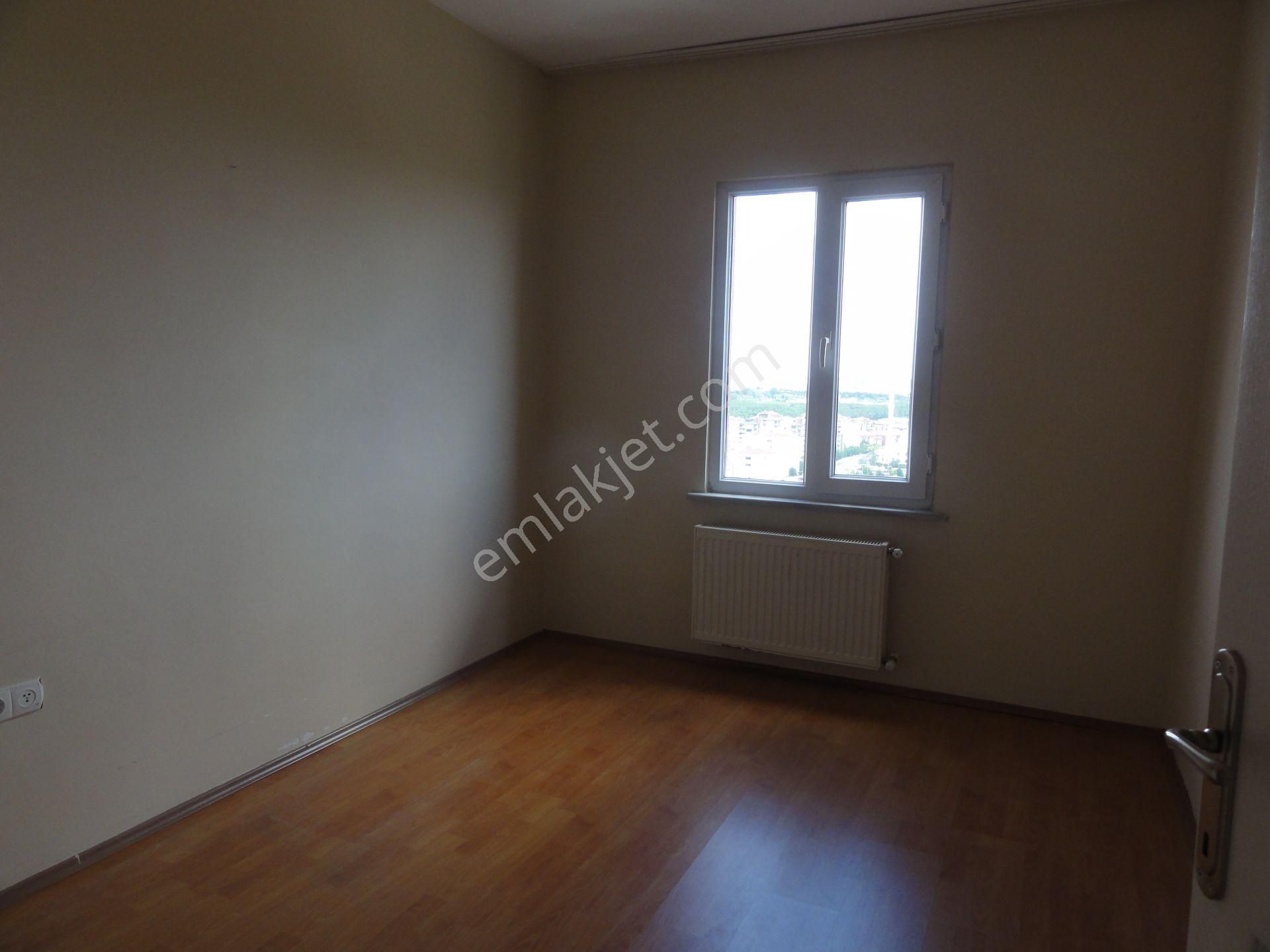 Dora'dan Pendik Çamlık Mah. 3+1 Andelip Sitesinde Daire - Görsel 13