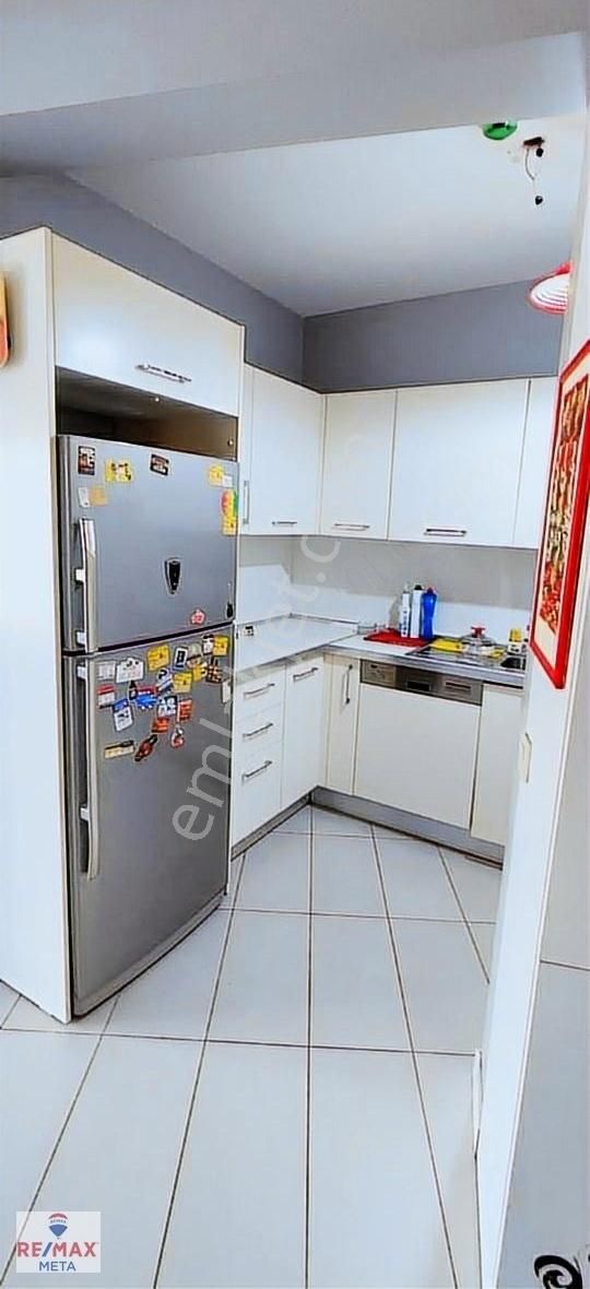 Küçükçekmece Atakent Marmaraya Yakın Kiralık Daire REMAX META DAN atakent bohsporus City kiralık 1+1 eşyalı daire