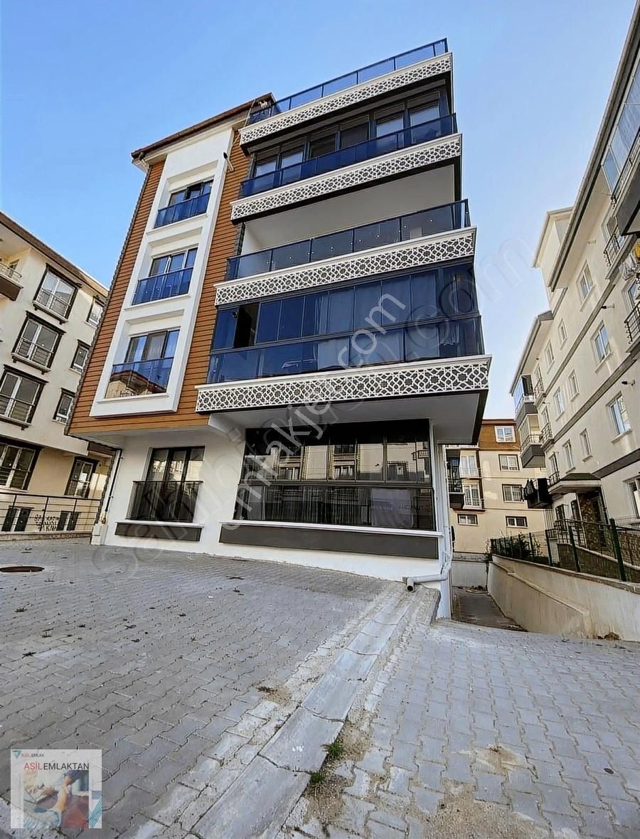 Akyurt Yıldırım Satılık Daire ANKARA AKYURT /ASİL EMLAKTAN SATILIK/AKYURTTA TEK 185 m2 DAİRE 30m MUTFAK 4+1