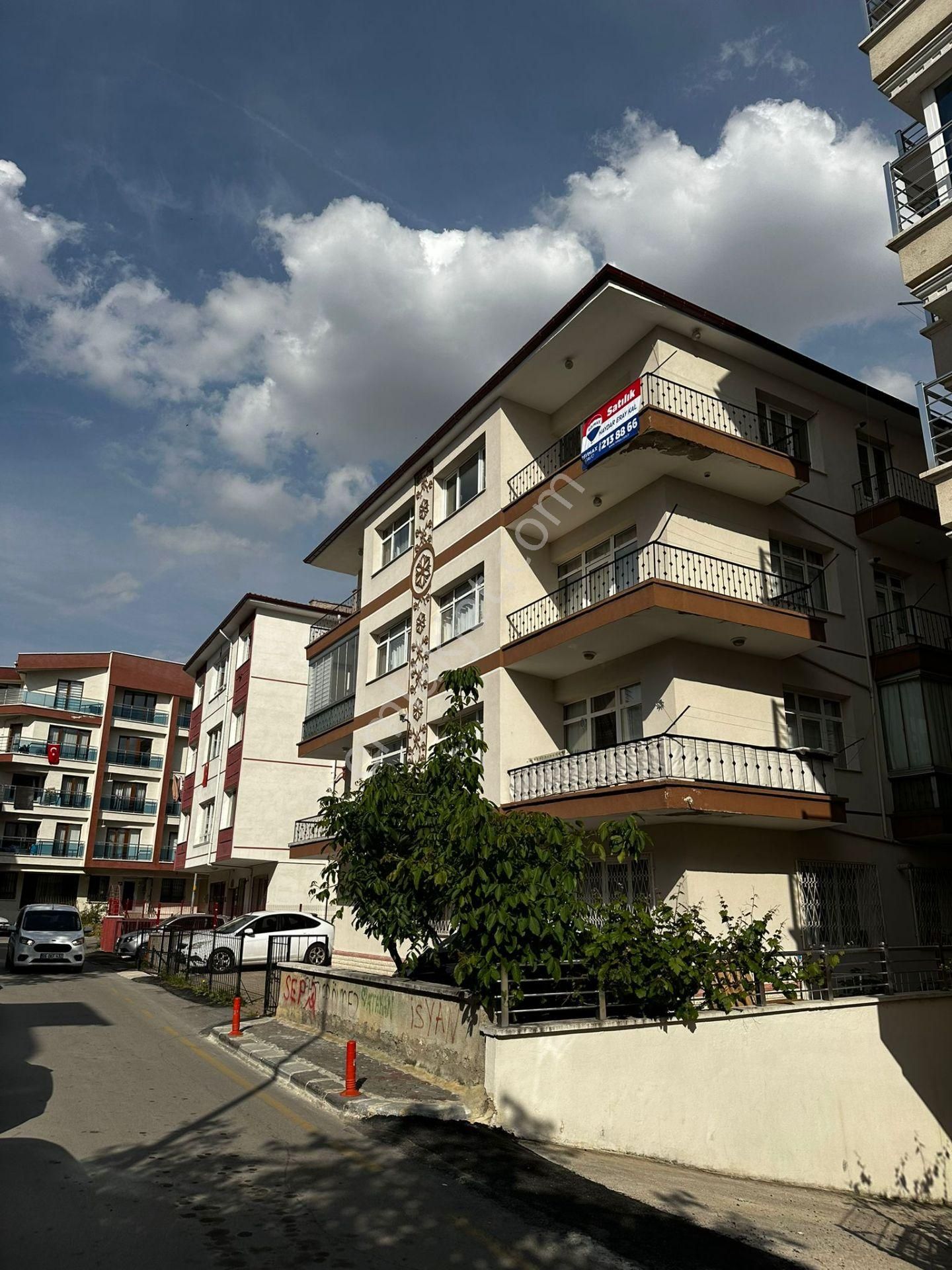 Çankaya İleri Satılık Daire  KOLEJ İLERİ MAH SATILIK 3+1 FULL YAPILI MANZARALI FIRSAT DAİRE