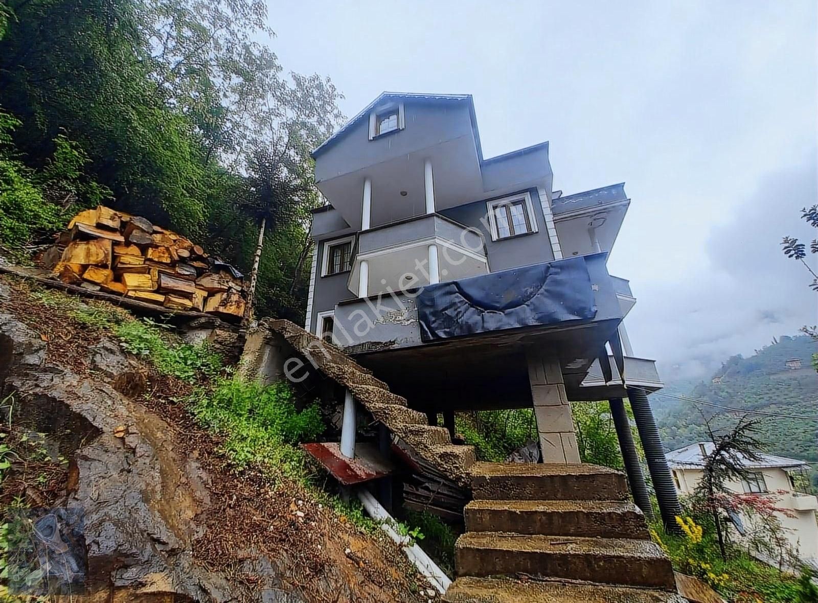 Ortahisar Kozluca Satılık Daire Trabzon Kozluca mahallesi satılık villa