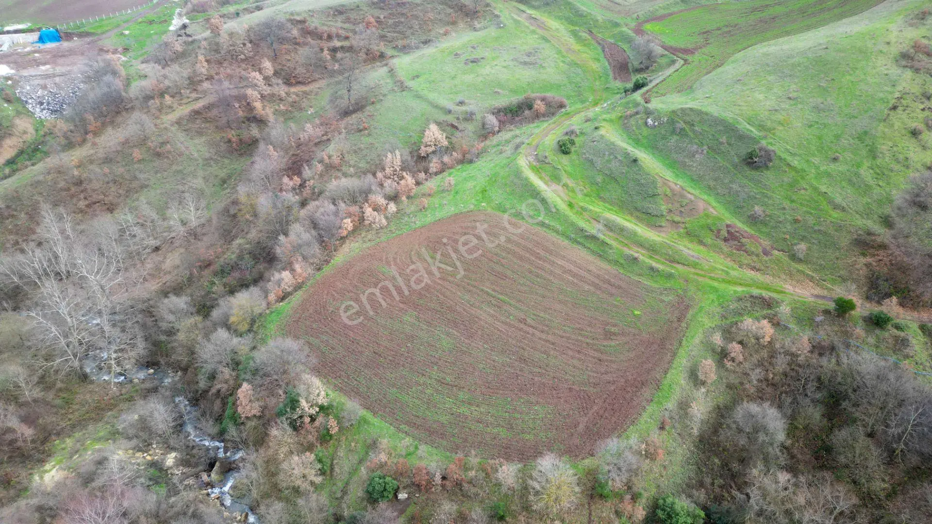 Kocaeli Karamürsel Kızderbent Mahallesi Satılık 3806 M2 Tarla - Görsel 2