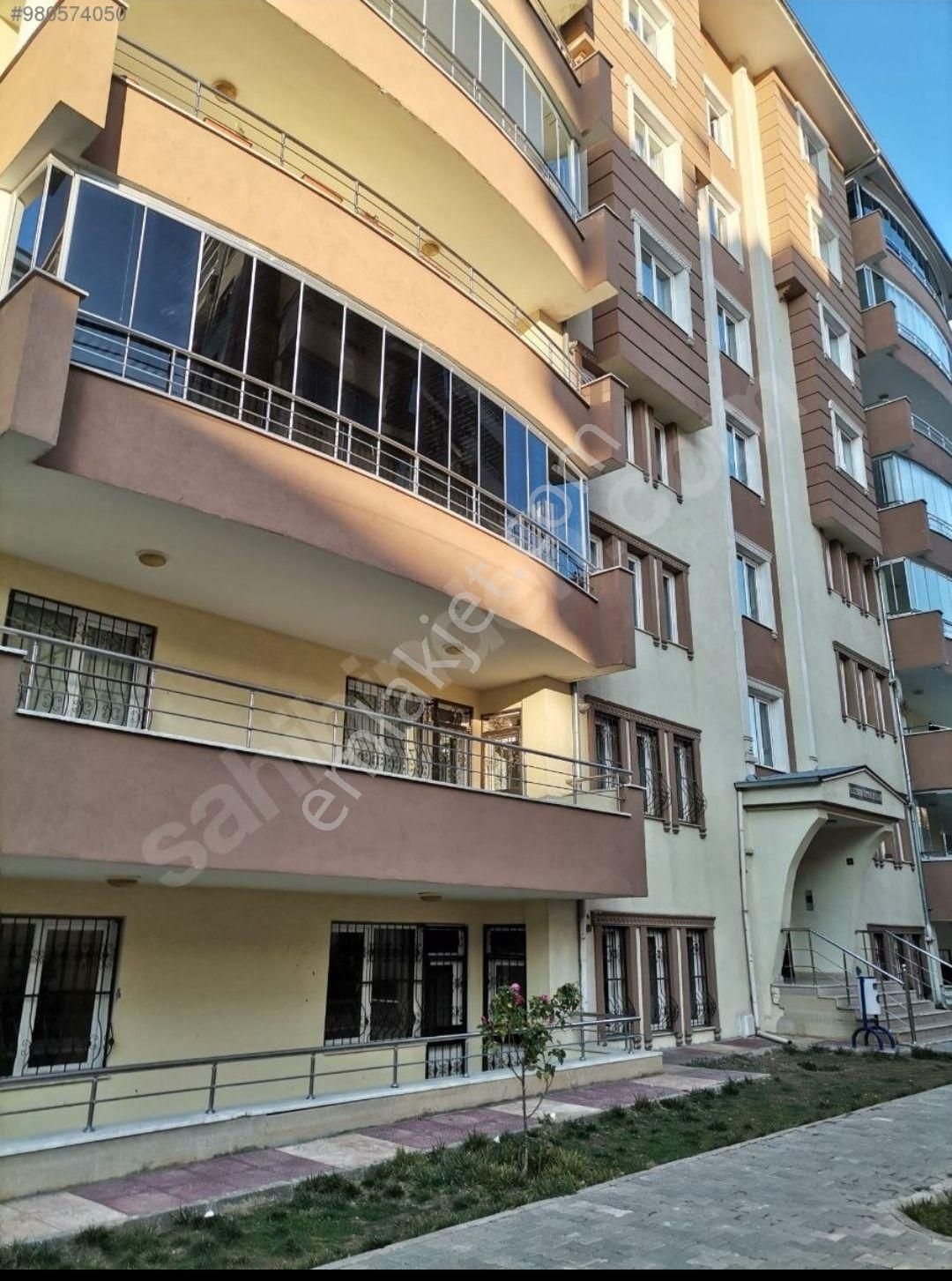 İpekyolu Alipaşa Kiralık Daire SUVAROĞLU CADDESİNDE 4+1 DAİRE