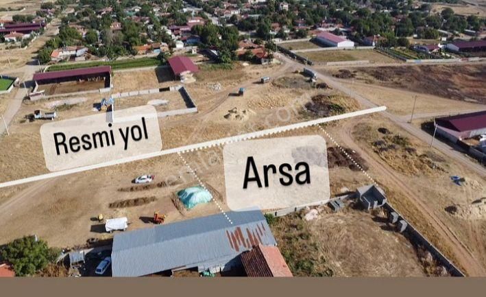 Evciler Baraklı Köyü (Yunus Emre) Satılık Villa İmarlı AFYONDA İMARLI ARSA