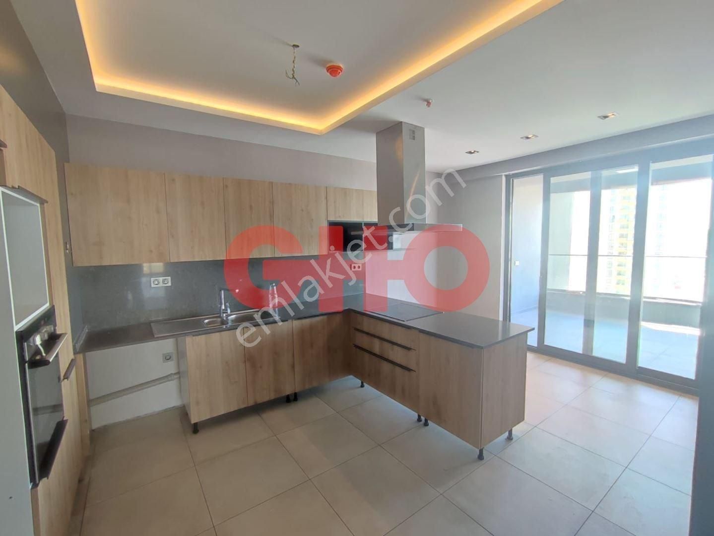 Çankaya Alacaatlı Satılık Daire İncek İcon Sitesinde 4+1 Satılık Lüks Daire