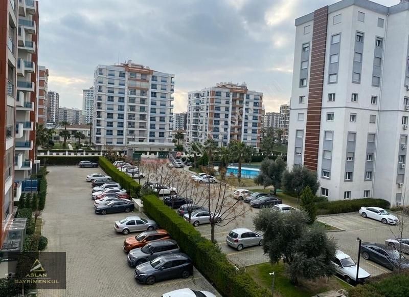 Karşıyaka Mavişehir Satılık Daire MAVİŞEHİR HİLLTOWN AVM YANI SİTE İÇERİSİNDE SATILIK 3+1 DAİRE