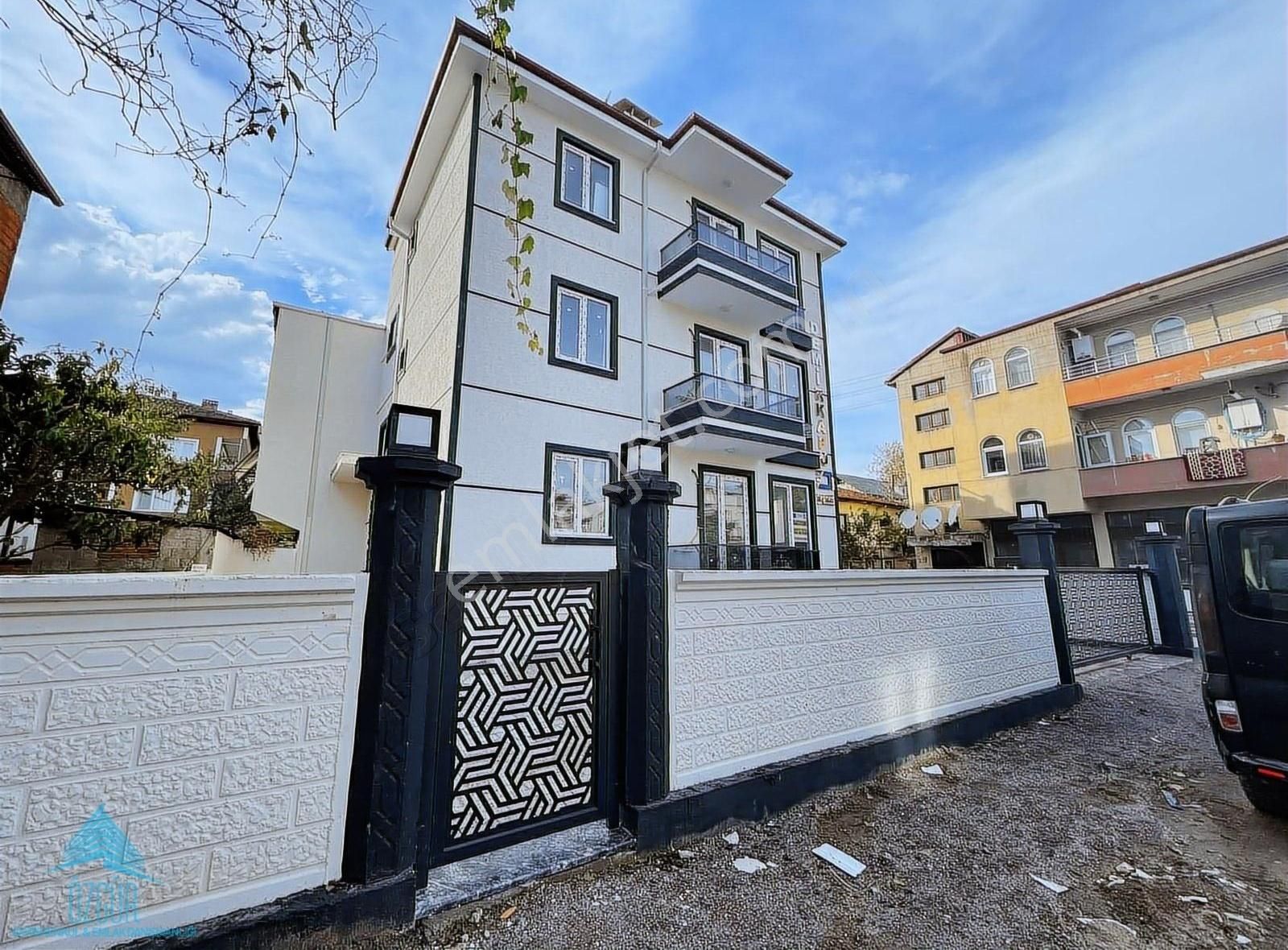 Adapazarı Tepekum Satılık Daire ADAPAZARI TEPEKUM MH ÇOK UYGUN FİYAT SATILIK 2+ 1DAİRE