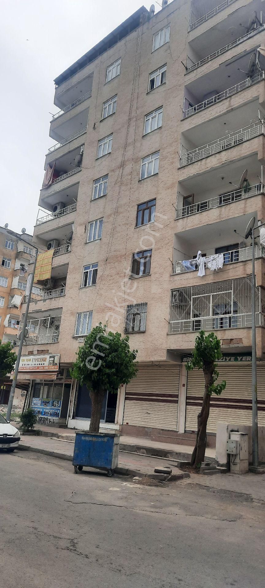 Bağlar Mevlana Halit Satılık Daire AMED NUR EMLAKTAN SATLIK DAİRE