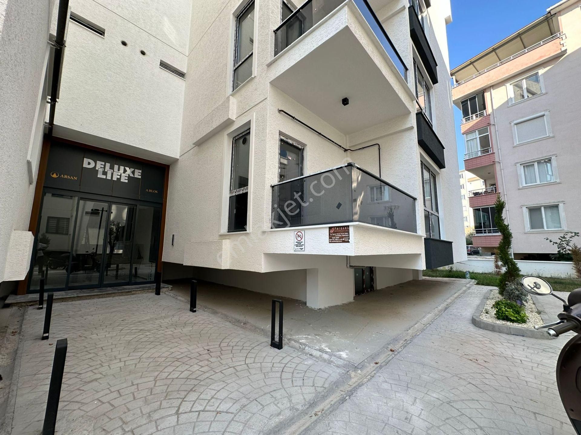 Kırklareli Merkez İstasyon Satılık Daire  ŞENKAL GAYRİMENKULDEN SATILIK İSTASYONDA 3+1 LÜKS DAİRE