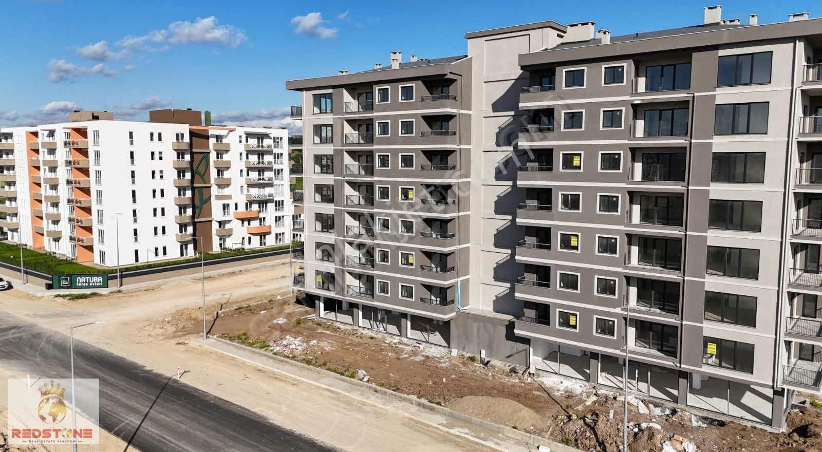 Çanakkale Merkez Esenler Kiralık Dükkan & Mağaza ESENLER CADDE ÜZERİ MİLLET BAHÇESİ DİBİNDE 250 M2 İŞ YERİ