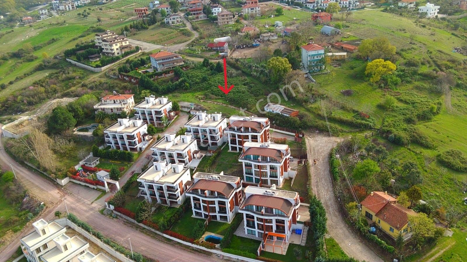 Termal Akköy Köyü Satılık Konut İmarlı  Yalova Termal Akköy 3 Parsel toplam 1.000 m2 Villa İmarlı Deniz Manzaralı