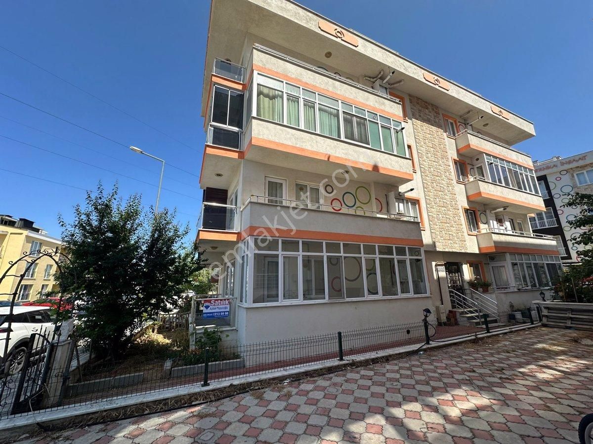 Çanakkale Merkez Barbaros Satılık Daire ÇANAKKALE MERKEZ BARBAROS MAHALLESİ'NDESATILIK 2+1 DAİRE