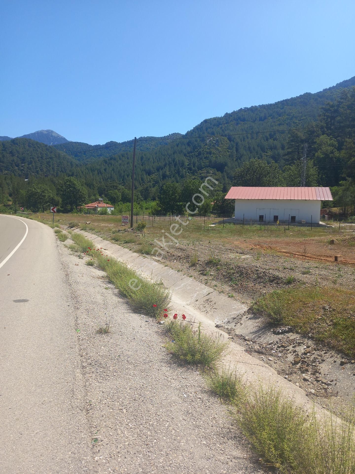 Fethiye Nif Mahallesinde Anayola Cephe 3.300m2 Satılık Arazi - Görsel 9