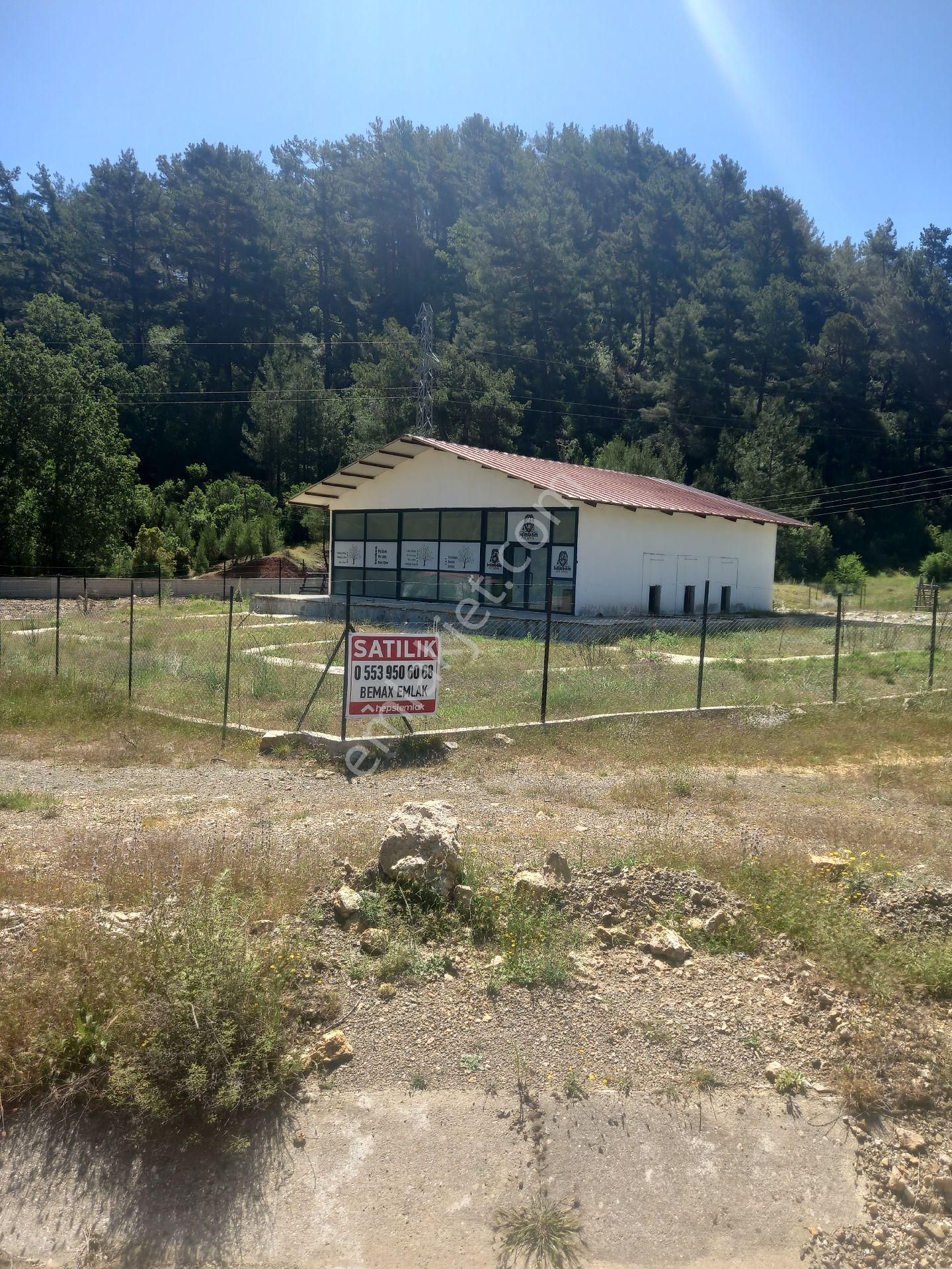 Fethiye Nif Mahallesinde Anayola Cephe 3.300m2 Satılık Arazi - Görsel 12