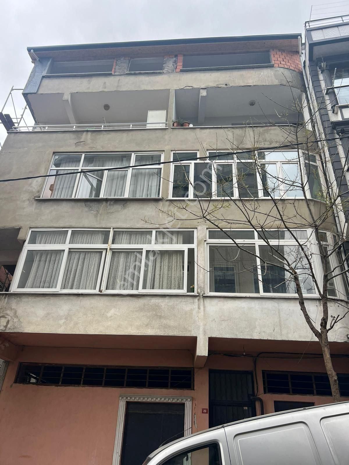 Kağıthane Çeliktepe Satılık Daire EMLAKYAP TUZLA'DAN ÇELİKTEPE'DE 2+1 İSTER YATIRIMLIK İSTER OTURUMLUK DAİRE!!!