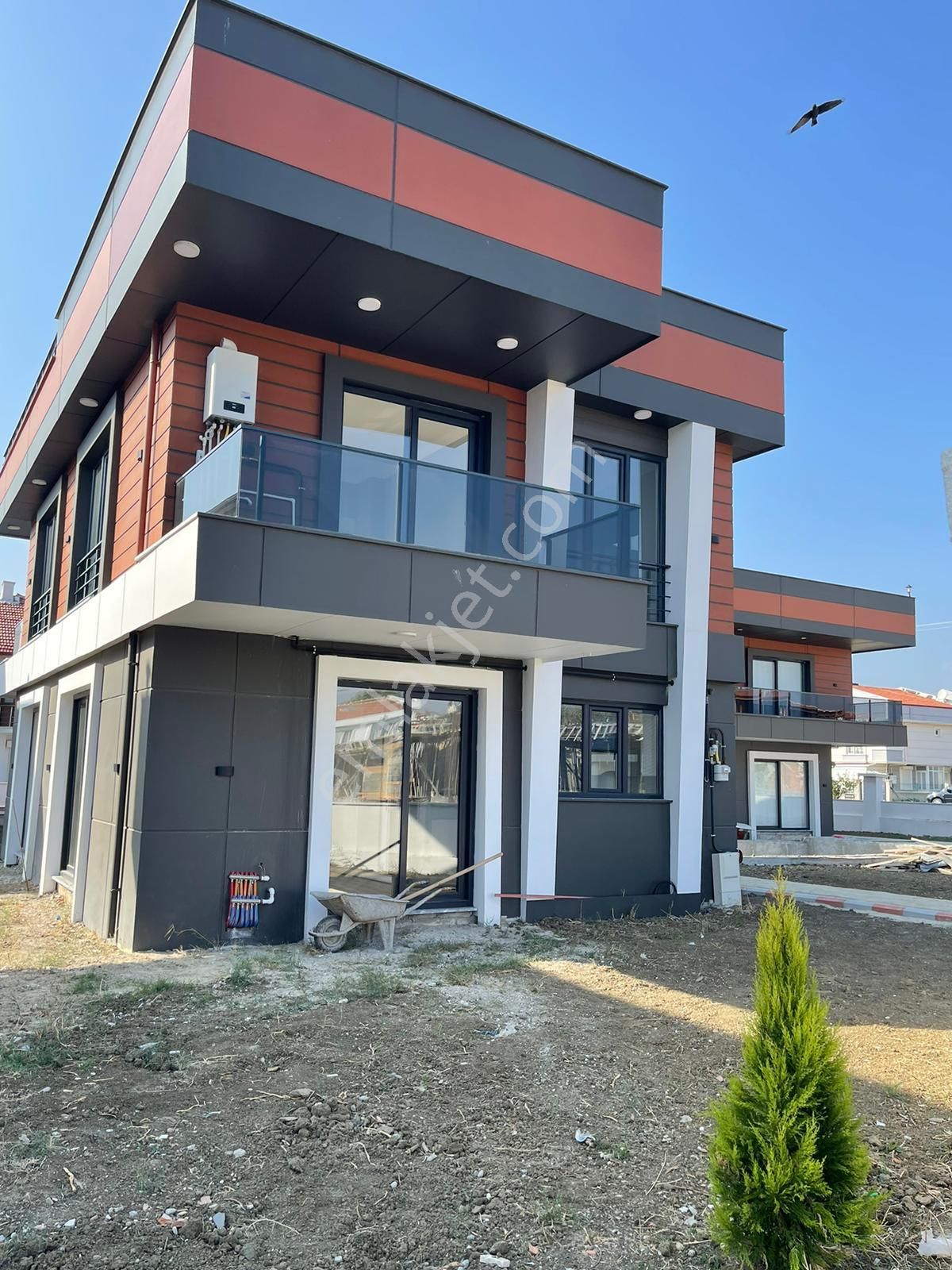 Şarköy İstiklal Satılık Müstakil Ev BULUT  yatırımdan 4+1 200 m² merkezde denize sıfır müstakil ev