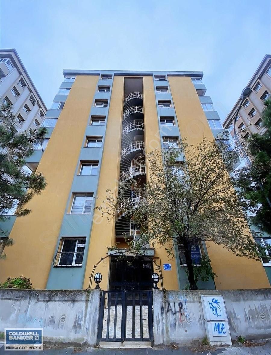 Maltepe Yalı Satılık Daire SİTE İÇERİSİNDE DOĞA İLE İÇ İÇE MERKEZE YAKIN SATILIK 3+1 DAİRE