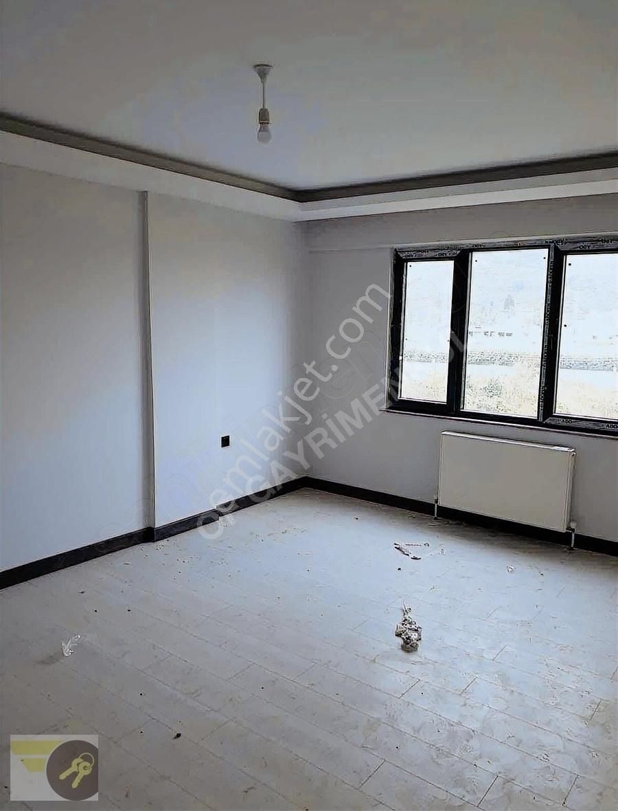 Tirebolu Demirci Satılık Daire *OF GAYRİMENKUL* SİTE İÇİNDE 4.KAT 3+1 140M2 SATILIK DAİRE