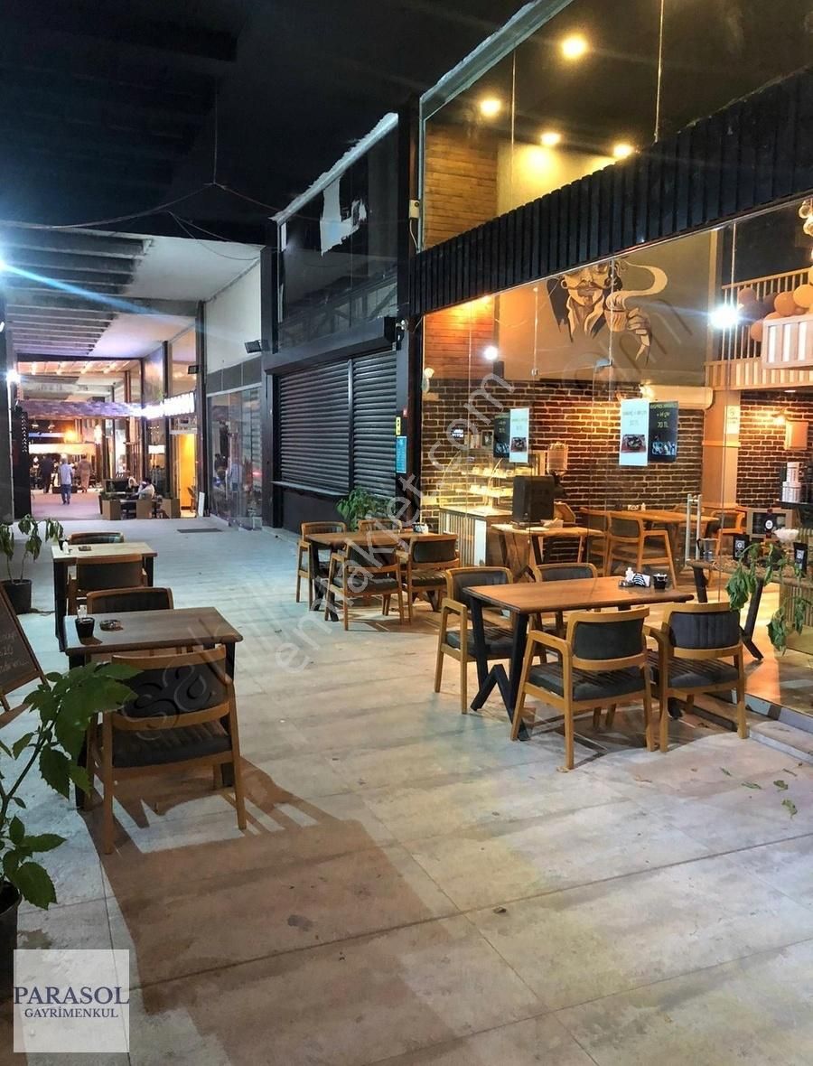 Büyükçekmece Pınartepe Devren Kafe & Bar BEYKENT TE DEVREN KİRALIK CAFE CADDE UZERİ