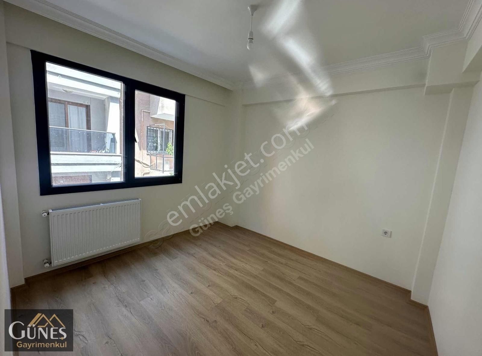 Buca İnkılap Satılık Daire GÜNEŞ EMLAKTAN 1+1 45 M2 D.GAZLI ASANSÖR ARAKAT SIFIR LÜKS DAİRE