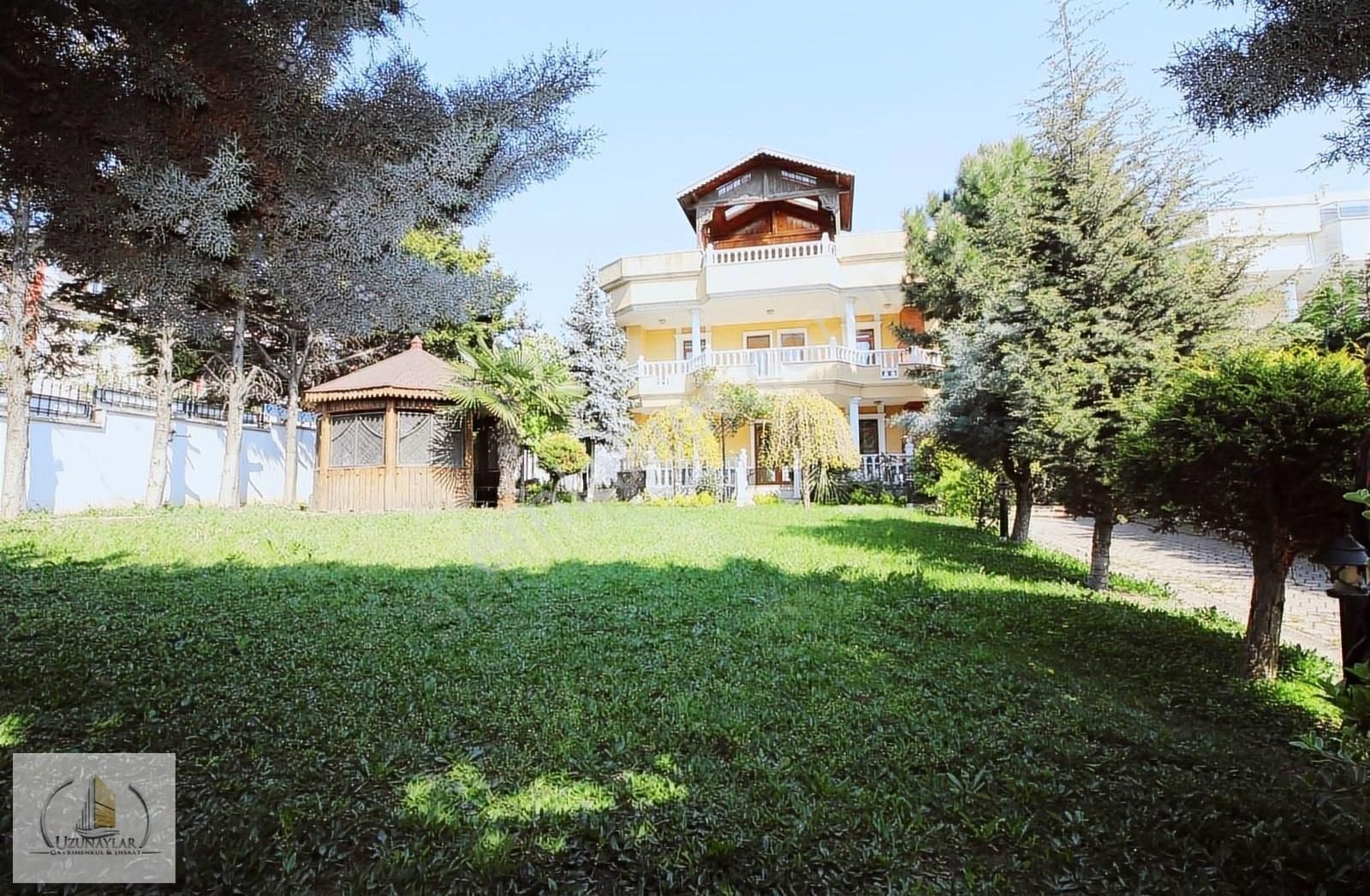 Büyükçekmece Cumhuriyet Kiralık Bina BEYLİKDÜZÜ METROBÜSE 5DK FULL MANZRALI KİRALIK KİRALIK VİLLA