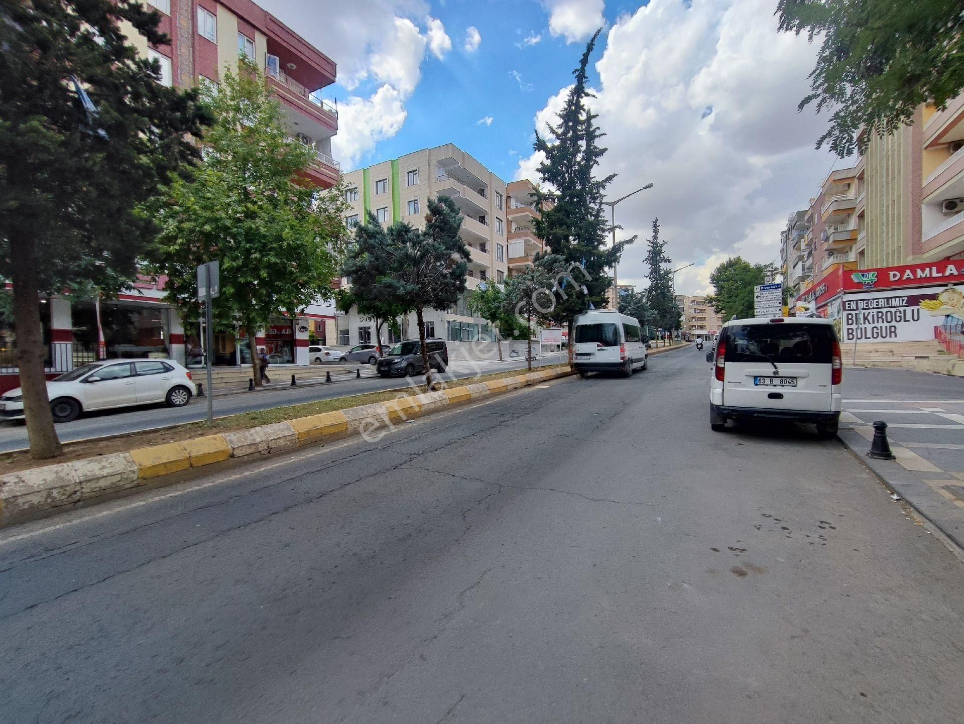 Haliliye Yeşildirek Satılık Daire Bankalar caddesinde bakımlı daire...