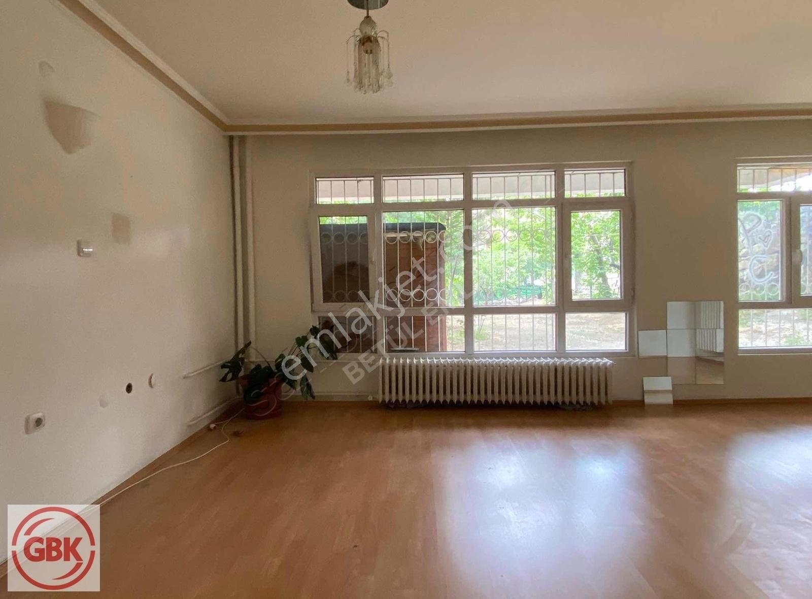 Çankaya Tınaztepe Kiralık Daire BAŞÇAVUŞ SOKAK KOLEJ YAKINI BAHÇE KULLANIMLI 3+1 KİRALIK DAİRE