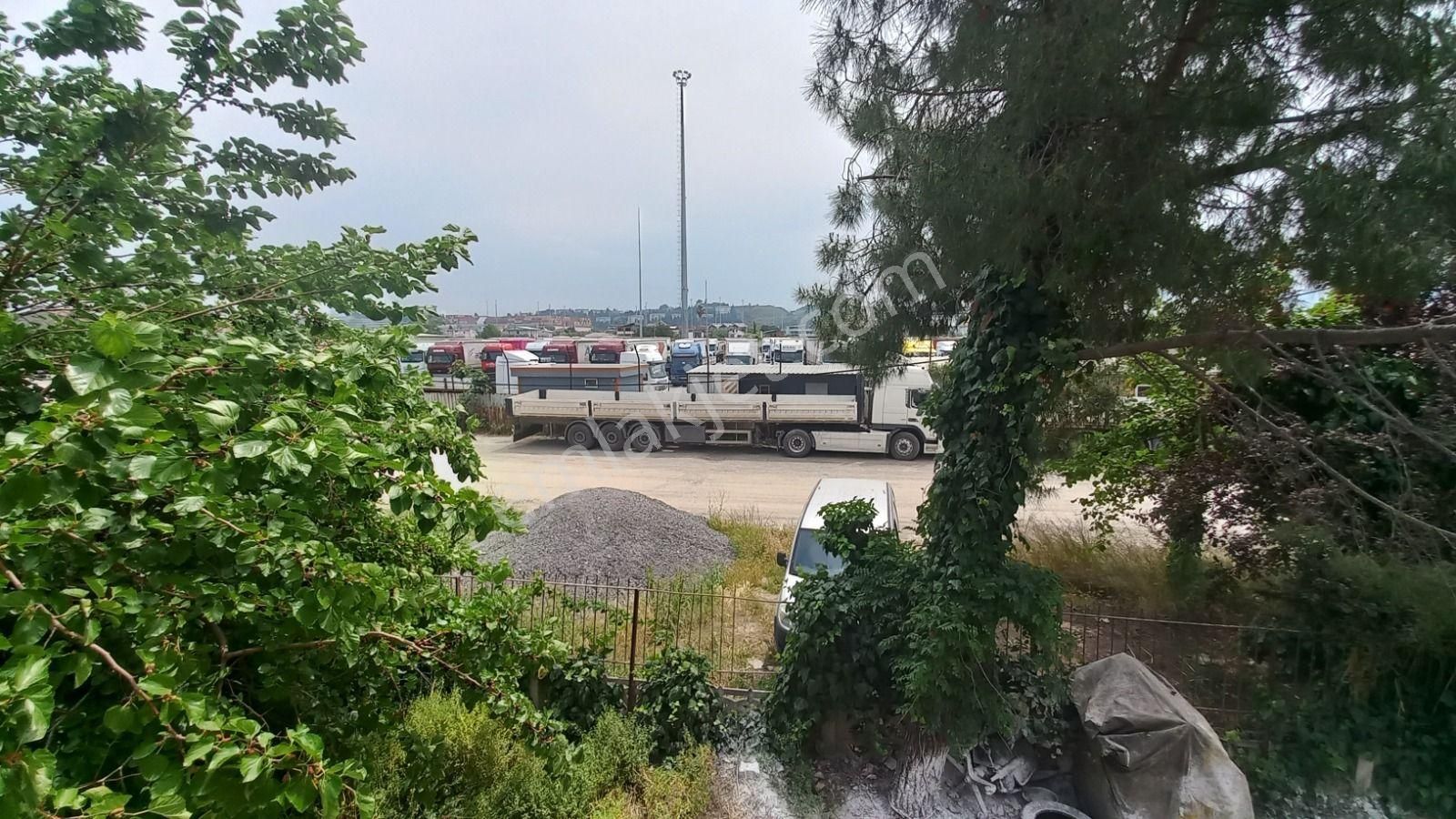 Gemlik Gemsaz'da Borusan Dış Saha Yanı İçinde Villa Olan İmarlı Arsamız Satılık 453m2. - Görsel 13