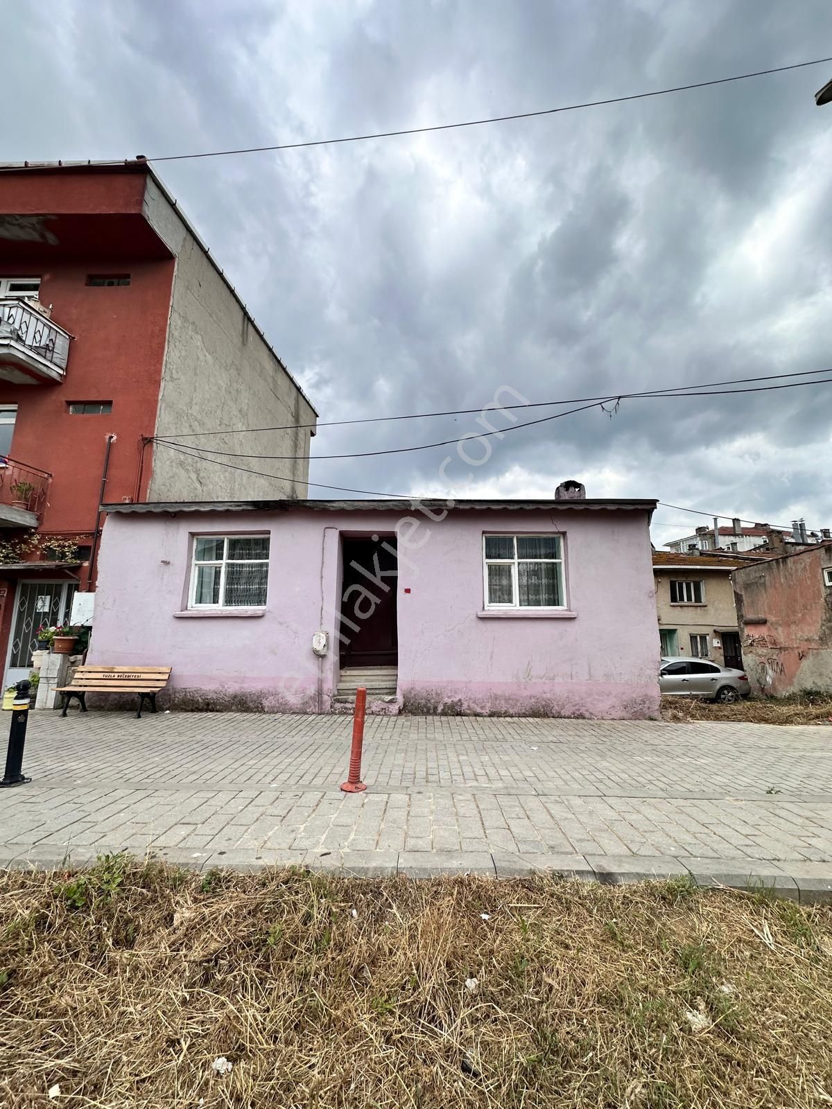 Tuzla Postane Satılık Bina  AKÇADAĞ GAYRİMENKUL'DEN POSTANE MAHALLESİNDE SATILIK BİNA