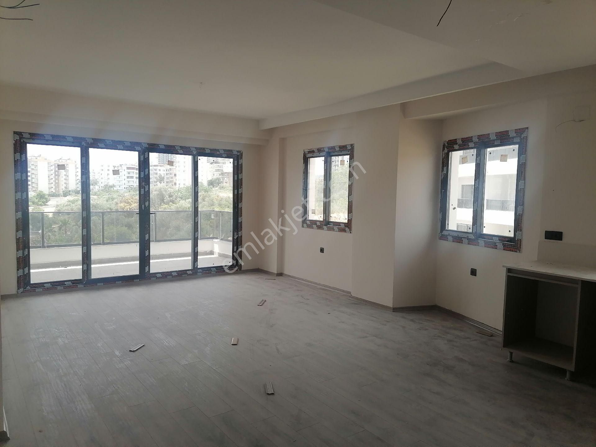 Erdemli Ayaş Satılık Daire YÜZME HAVUZLU SIFIR DAİRE