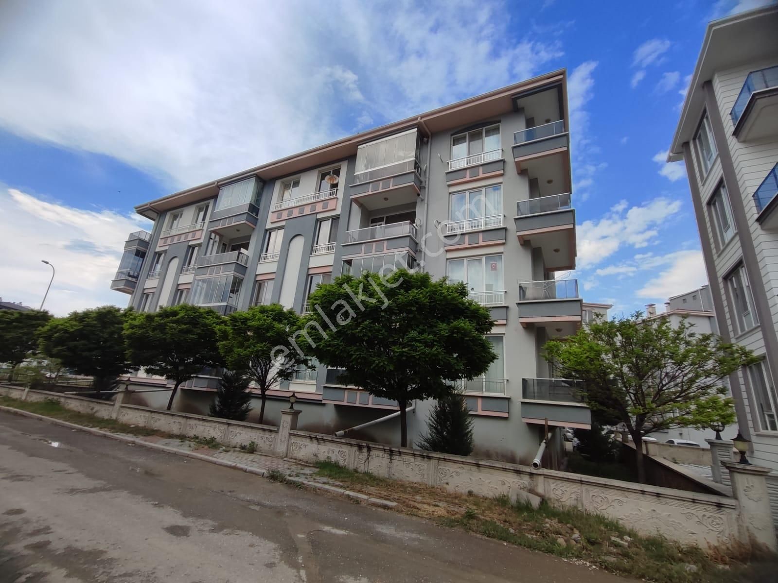 Uydukent Yurdagül Sitesi 1+1 Eşyalı Güney Cephe Daire - Görsel 18