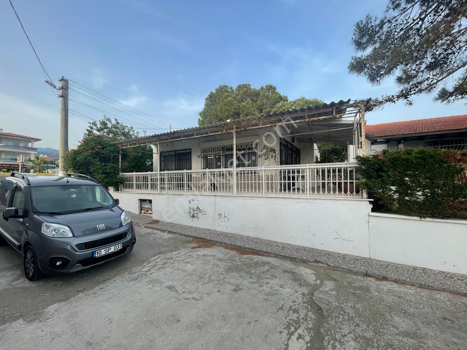 Sabri Pınarbaşı'dan Altınoluk Avcılar'da Deniz'e 10 Metre Satılık Müstakil Ev - Görsel 3