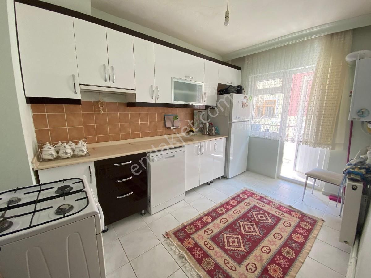 Si̇ncan malazgi̇rt mah 3+1 e.banyolu katta ön cephe dai̇re