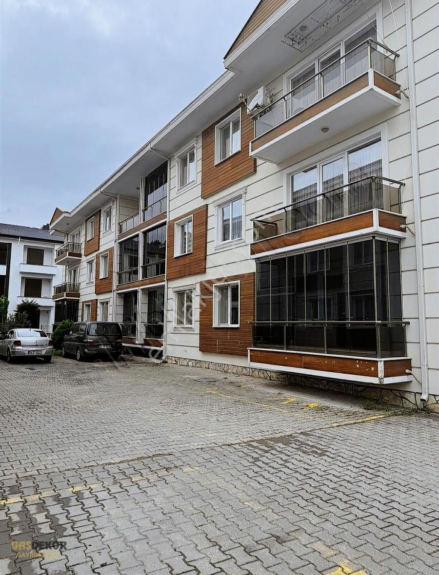 Serdivan Yazlık Satılık Daire 3+1 serdivanda Araç takaslı daire 135 m2