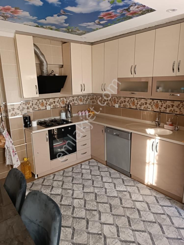 Si̇ncan malazgi̇rt mah 4+1 bağimsiz ön cephe dubleks terasli dai̇re