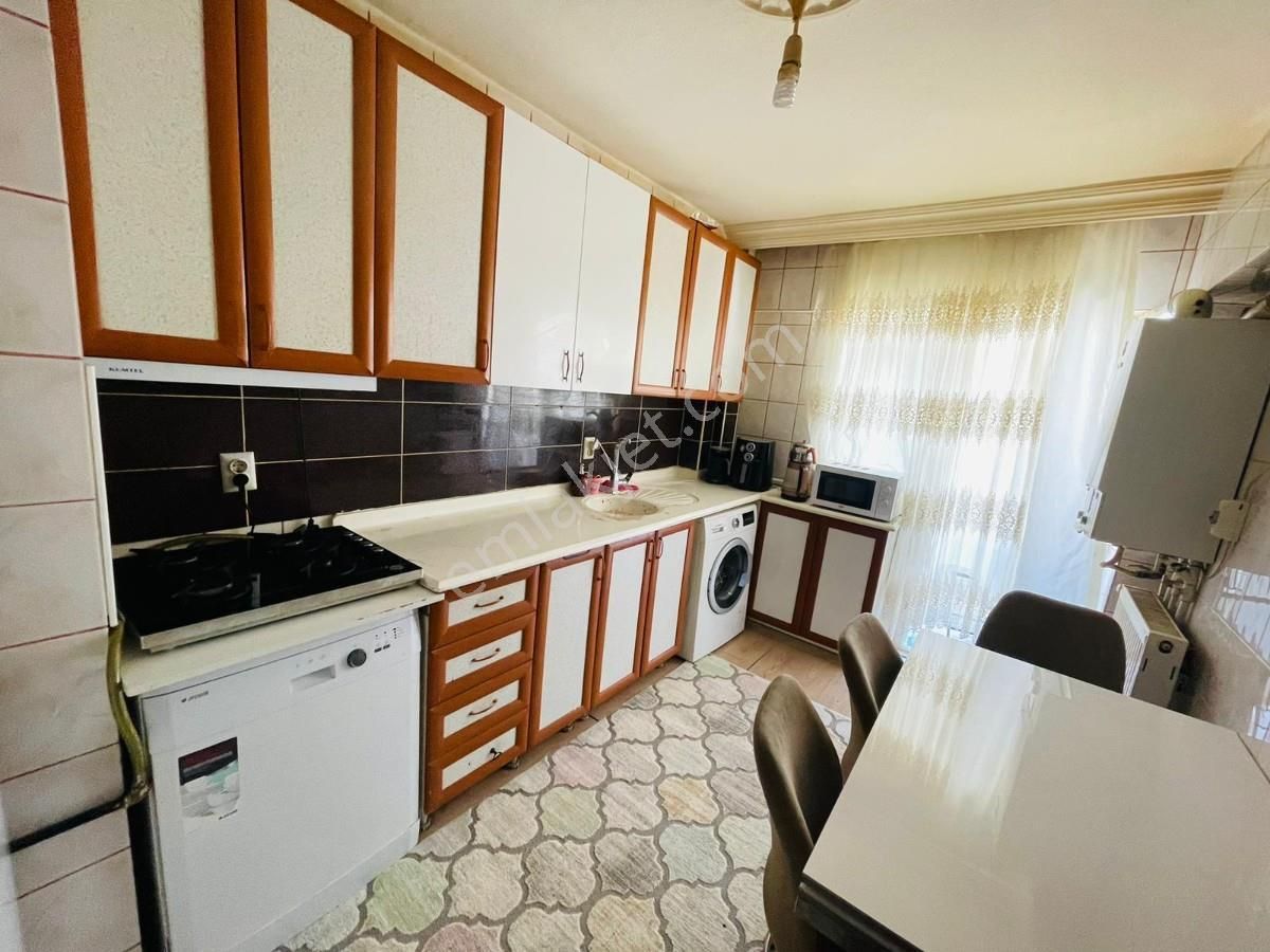 Si̇ncan ahi̇ evran mah 3+1 katta bağimsiz ön cephe yapili dai̇re