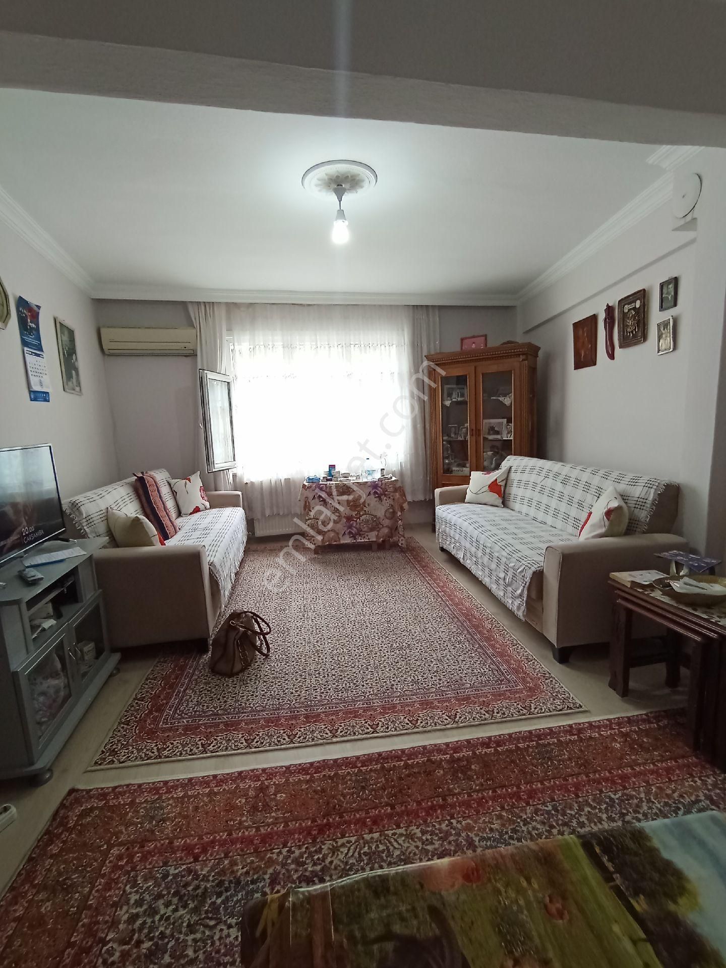 Fatih Mevlanakapı Satılık Daire  Çapa İstiklal Gayrımenkul den Mevlanakapı da 1+1 Satılık Daire