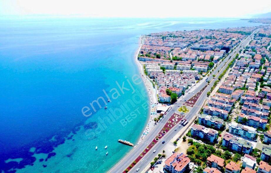 Altınoluk'ta Denize 150m Panoramik Deniz+kent Manz. 6+2 Dubleks - Görsel 18