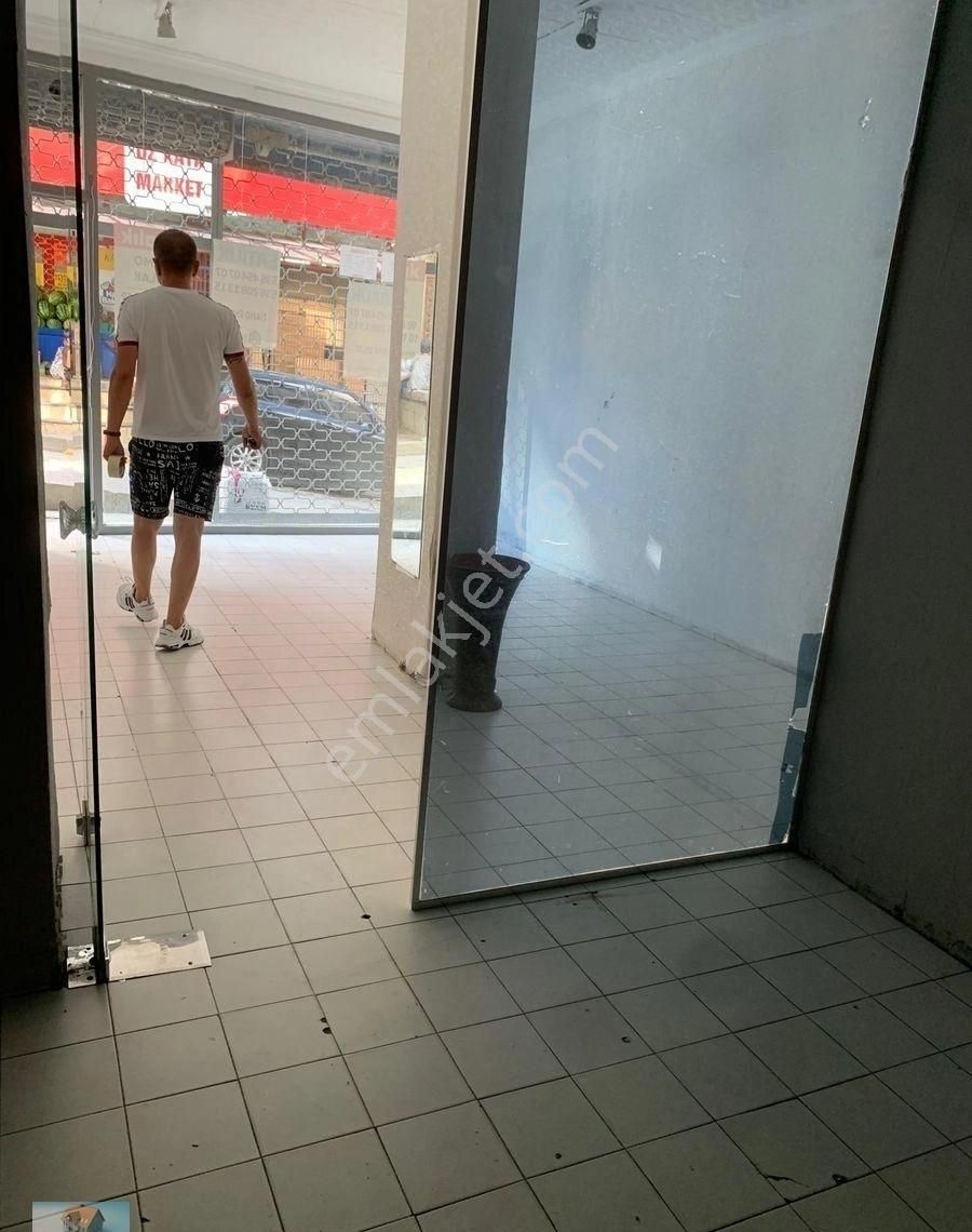 Tiamo'dan Vitrinli Dükkan 2bolmeli Mutfak Lavabosu Var 40m - Görsel 10