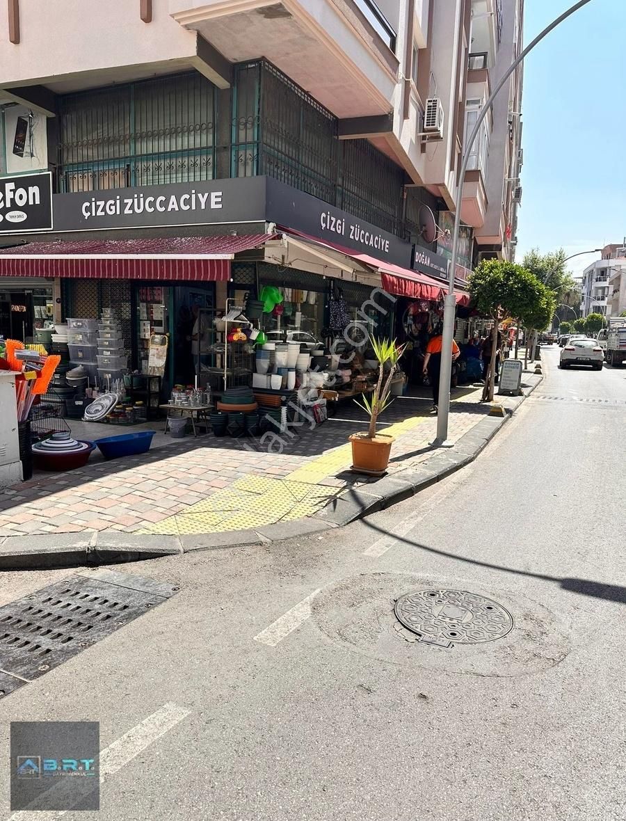 Narlıdere Çamtepe Satılık Dükkan & Mağaza Narlıdere merkezde çift cepheli satılık köşe dükkan