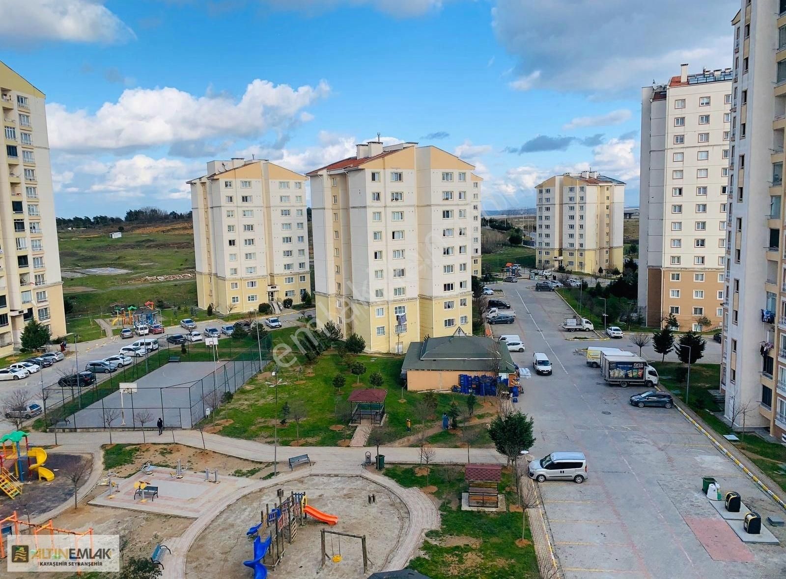 Başakşehir Kayabaşı Satılık Daire KAYAŞEHİR 11.BÖLGE 68M2 TAPULU KREDİYE YGUN 2+1 SATILIK DAİRE