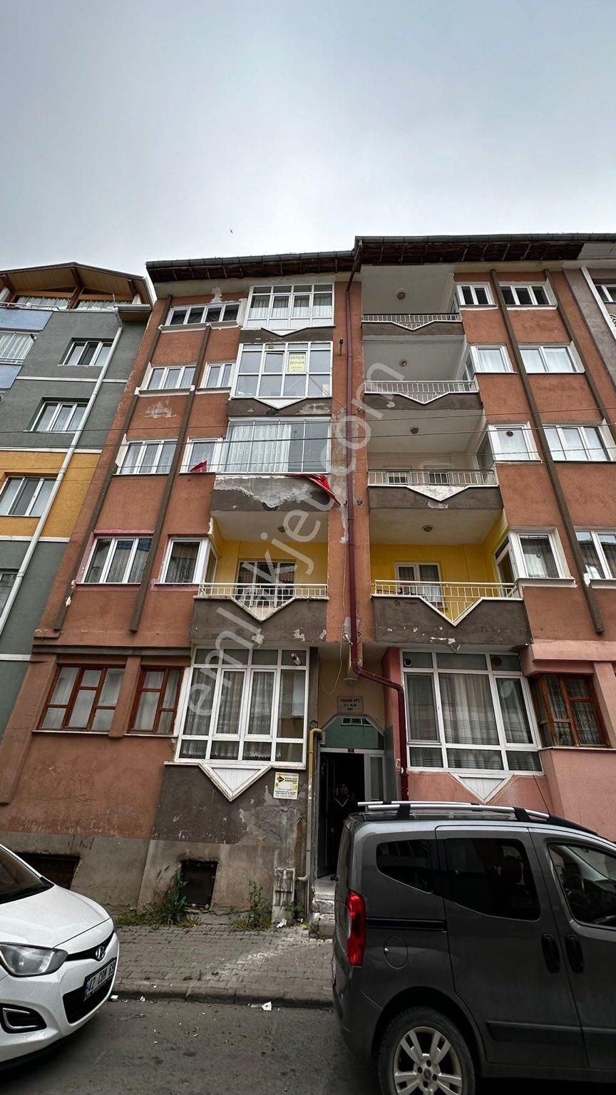 Sivas Merkez Yüceyurt Satılık Daire ASRIN EMLAK’TAN YÜCEYURT MH.SATILIK ARAKAT KOMBİLİ 3+1 DİARE