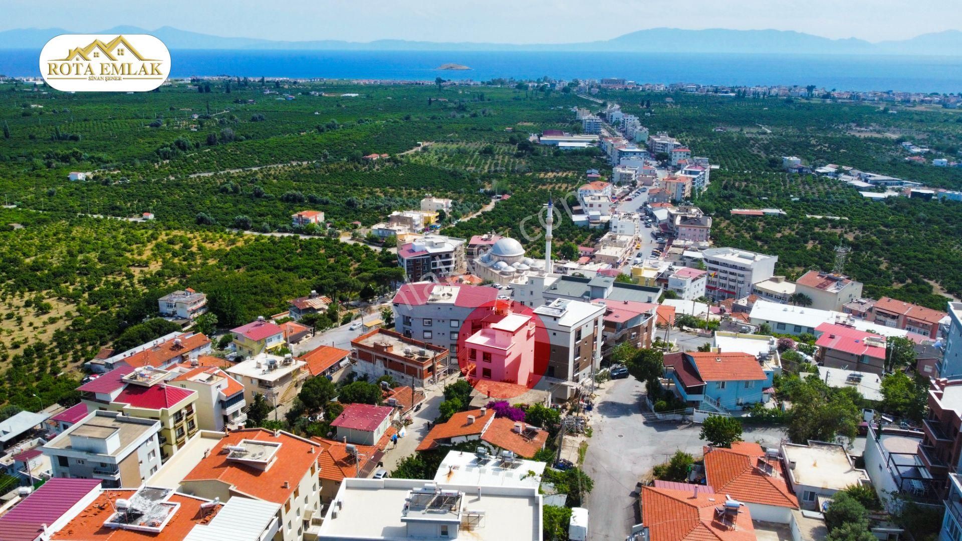 Menderes Gümüldür Fevzi Çakmak Satılık Villa ROTA EMLAK'TAN GÜMÜLDÜR'DE DENİZ VE DOĞA MANZARALI 4+1 VİLLA