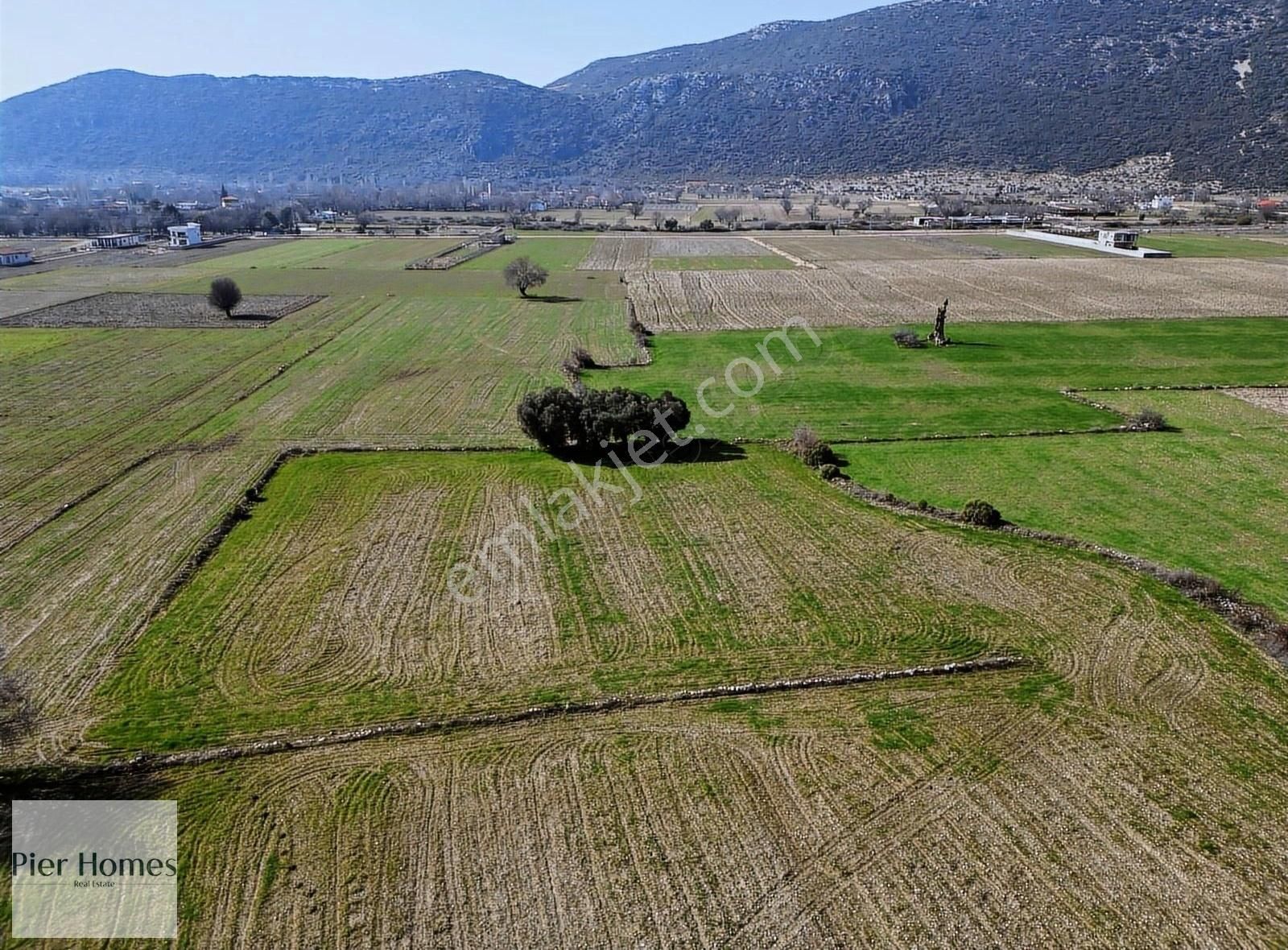 Kaş Bezirgan Satılık Tarla Himmet GÜREL'den Bezirgan Mah. SATILIK (3.543 m2) TARLA