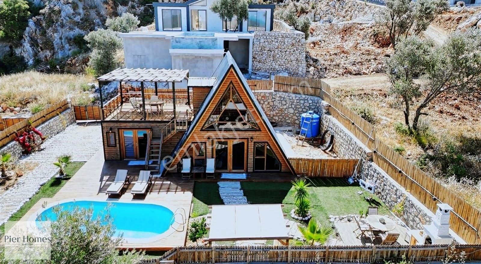 Kaş Gelemiş Satılık Villa PATARA Bölgesi SATILIK BUNGALOV ve 500 m2 Arsası