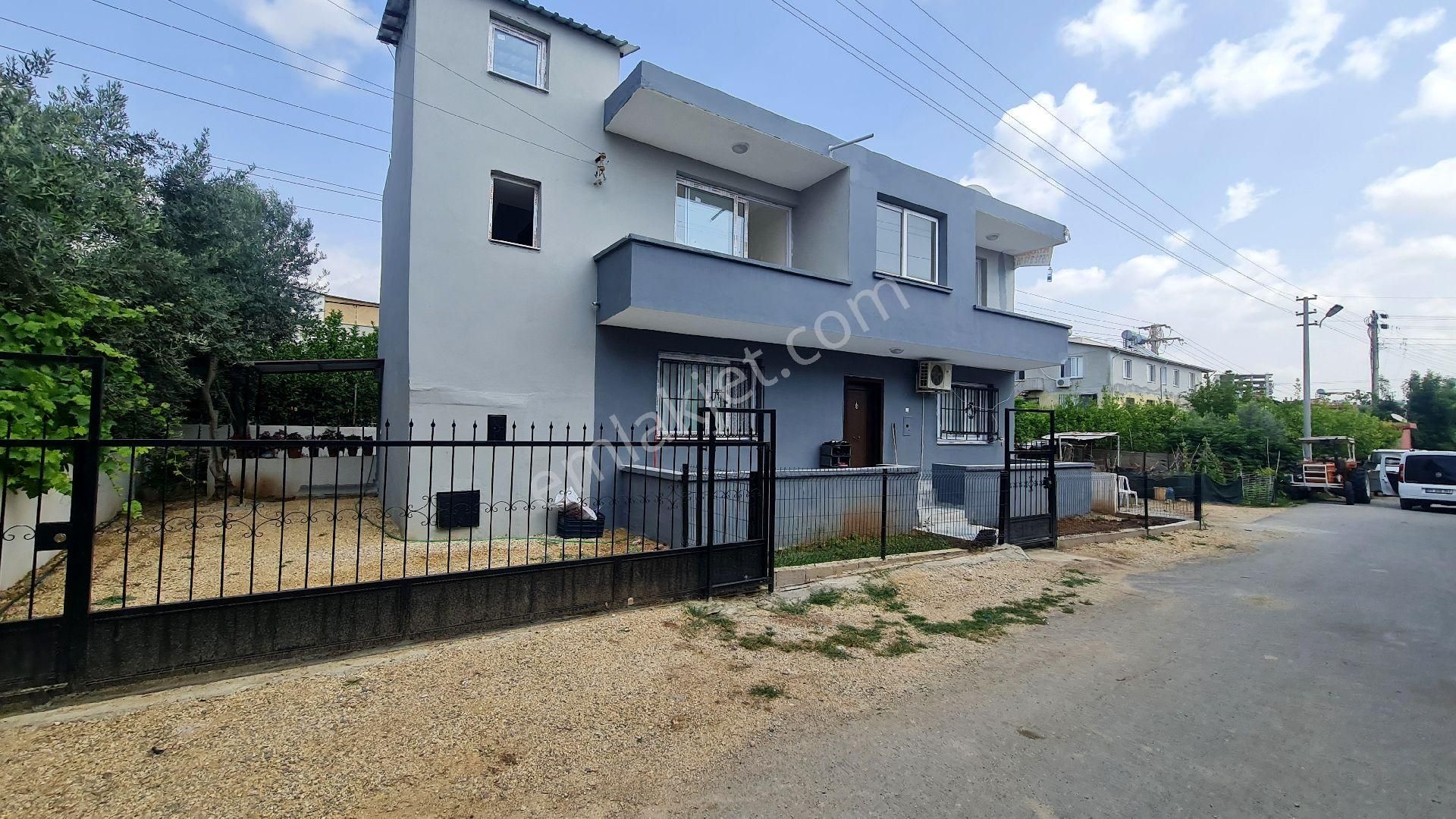 Mezitli Kuyuluk Satılık Villa MEZİTLİ KUYULUK YENİ YAPILI 2KATLI BAHÇELİ, OTOPARKLI, DOĞALGAZLI, MÜSTAKİL EV